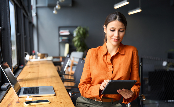 Réalisez des opérations et des demandes en ligne