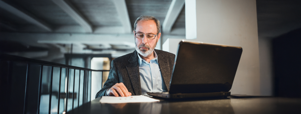 Dirigeant suivant la gestion comptable et financière de son entreprise